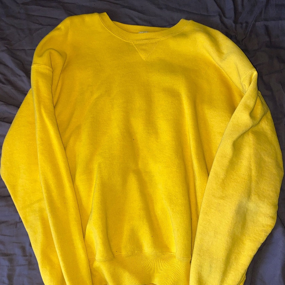 Yellow Sweater XL